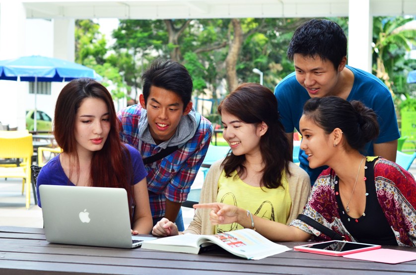 Có Nên Học Marketing Tại Singapore Không?