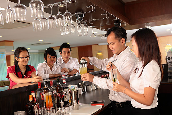 Lộ trình du học Quản trị khách sạn du lịch tại Singapore