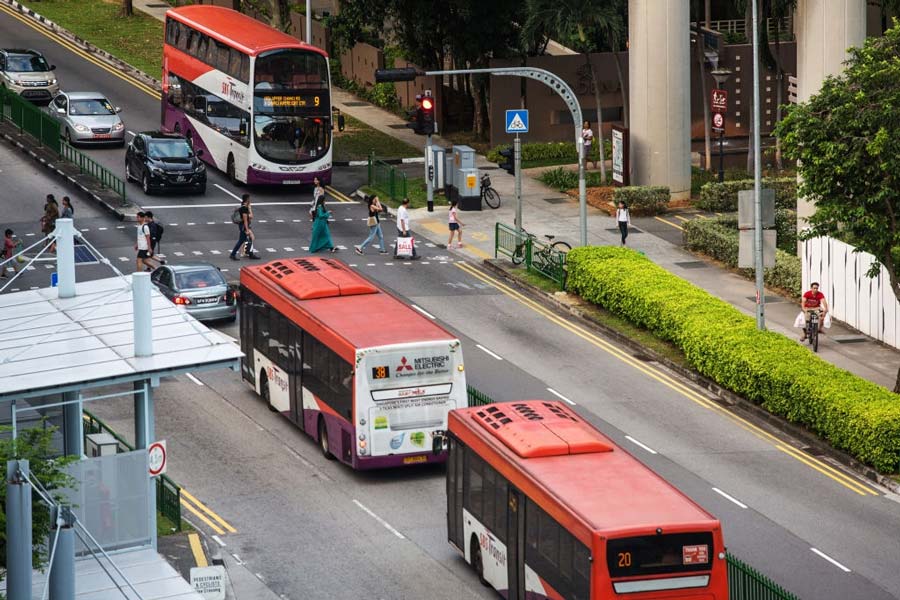 Xe bus công cộng tại Singapore